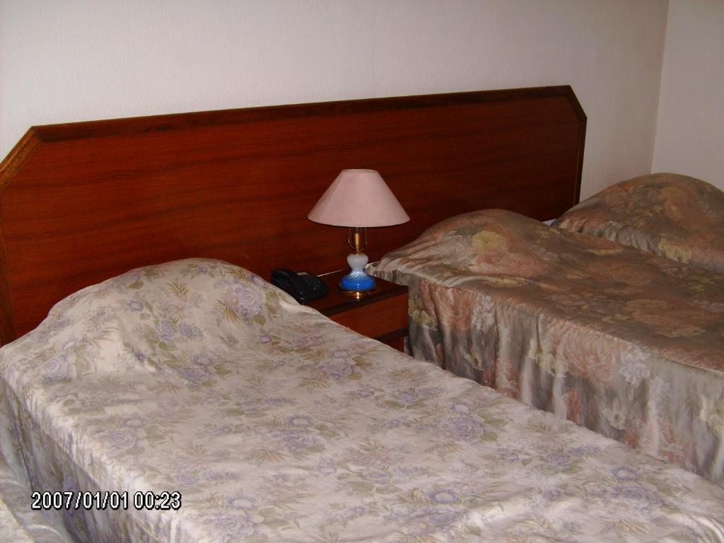 Olhos Pretos Hotel Caldas Da Rainha Phòng bức ảnh
