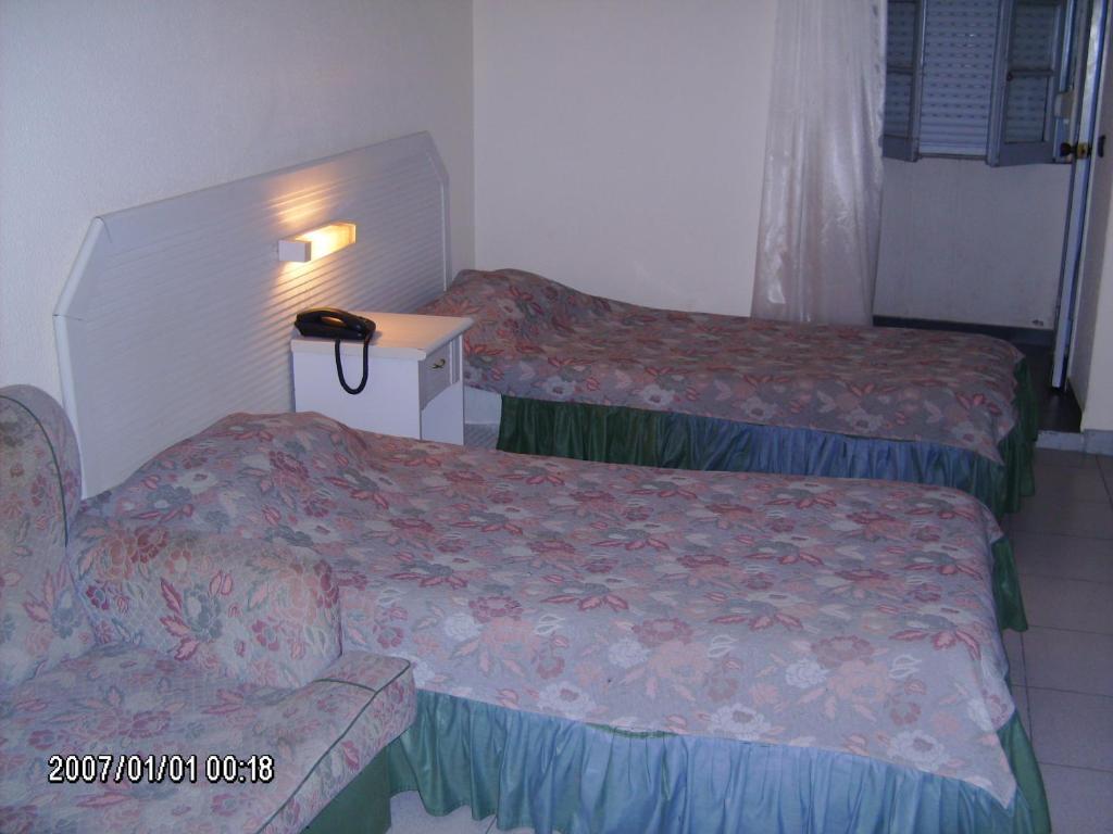 Olhos Pretos Hotel Caldas Da Rainha Phòng bức ảnh